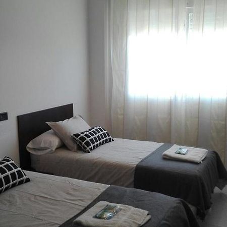 Apartamentos Loyo Portomarin Bagian luar foto